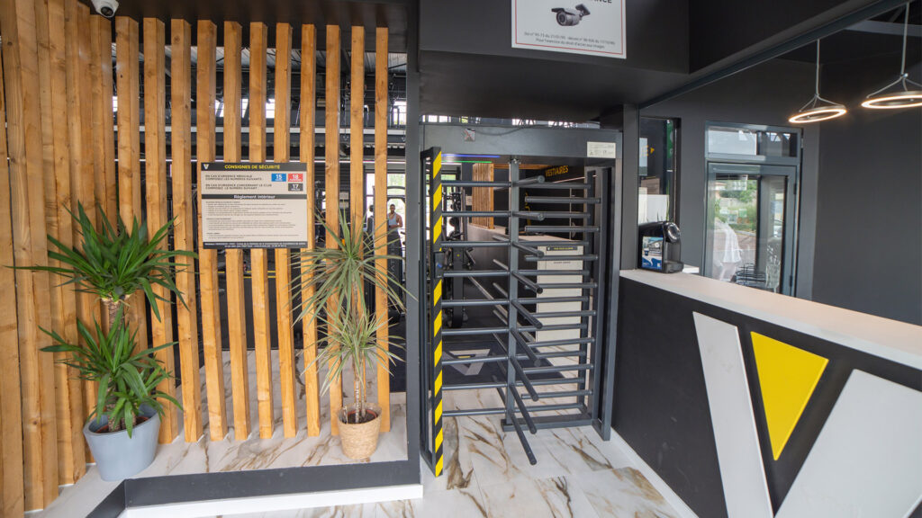 rénovation et aménagement local professionnel var 83
